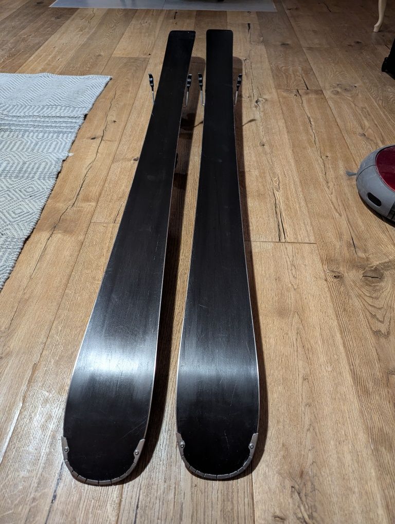 Narty VOLKL Mantra M5 177cm+ Marker Griffon tcx 13