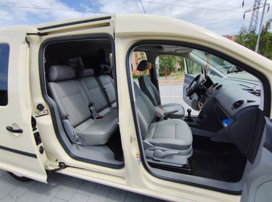 Продам cady 2010