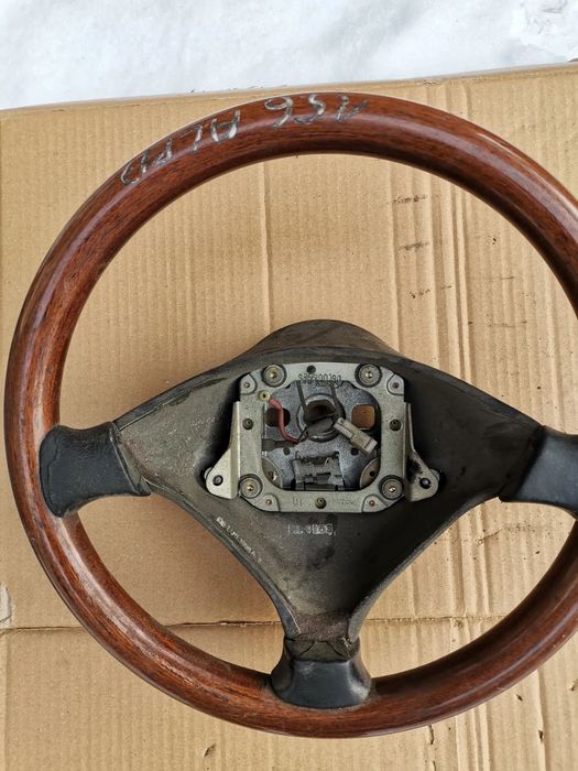 Kierownica Alfa Romeo 156 drewno