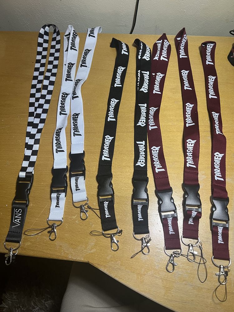 Fitas pra porta chaves , supreme , jordan , off white , vans