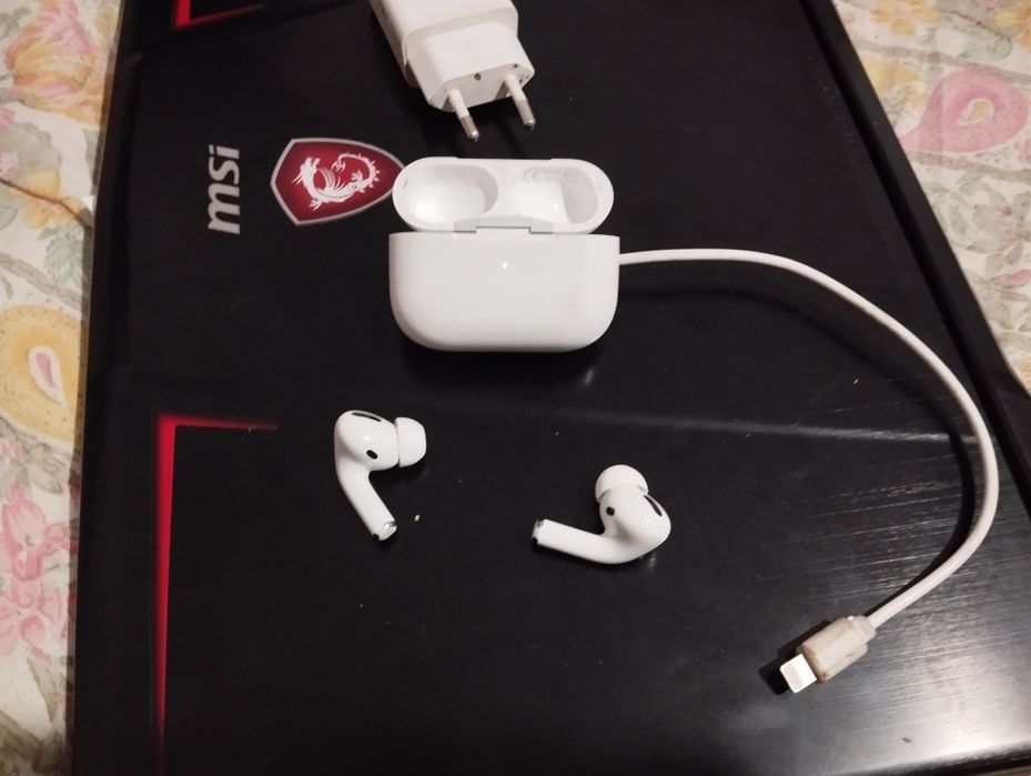 Apple Airpods pro 3 impecáveis