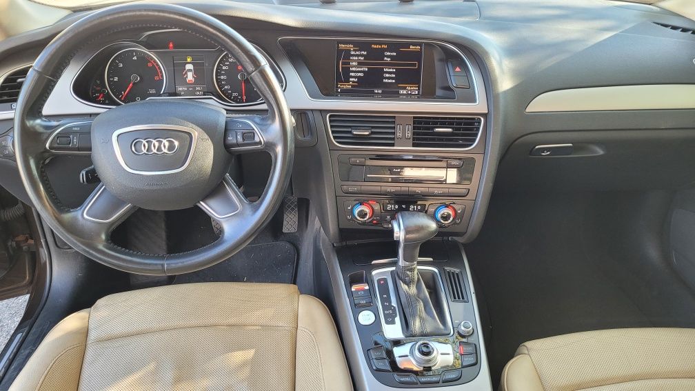 Audi A4 2.0 TDI Full Extras