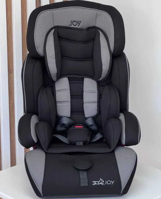 Дитяче автокрісло 9-36 кг універсальне joy з бустером