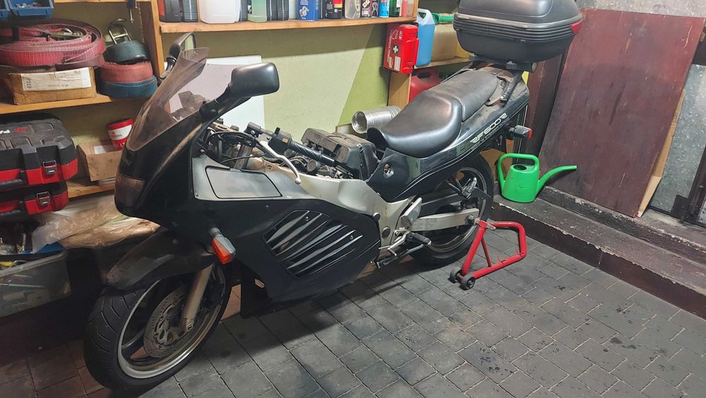 Suzuki RF 600 900 licznik koło owiewka szyba kierownica tarcza części