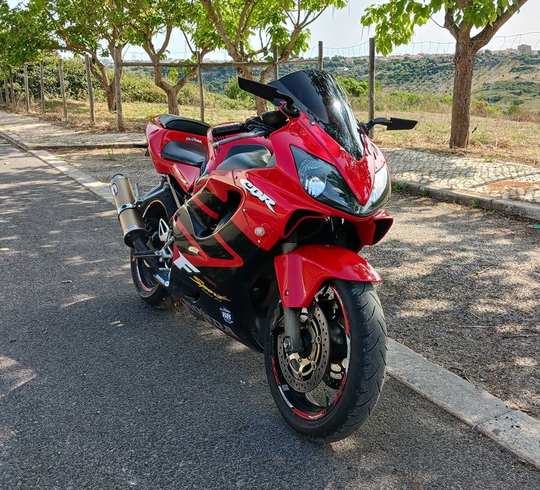 CBR 600f4i sport 2001