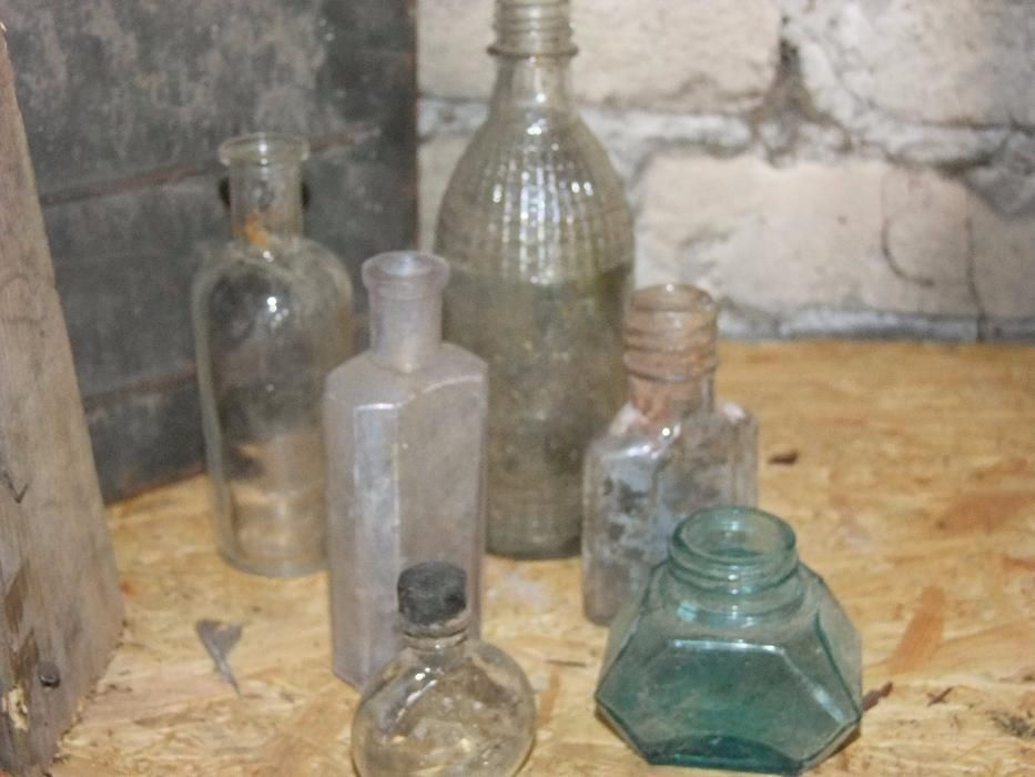 Stare butelki szklane