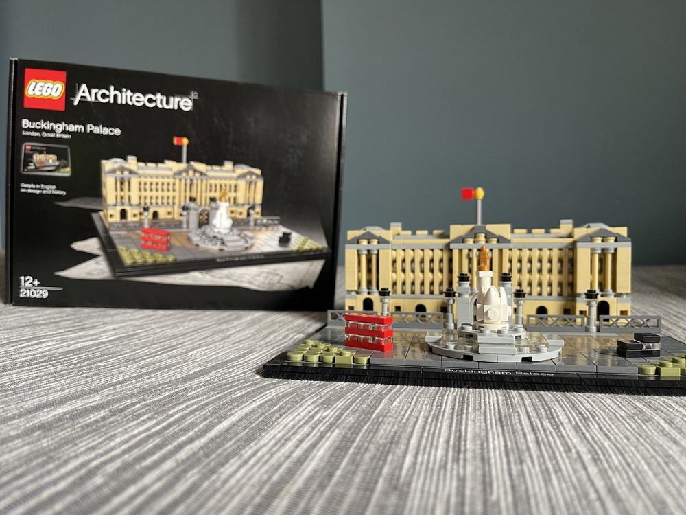 Lego Architecture Buckingham Palace