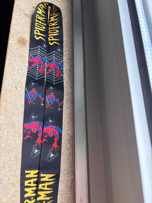 Fita Porta-Chaves / Porta-Cartões – Spider-Man Clássico