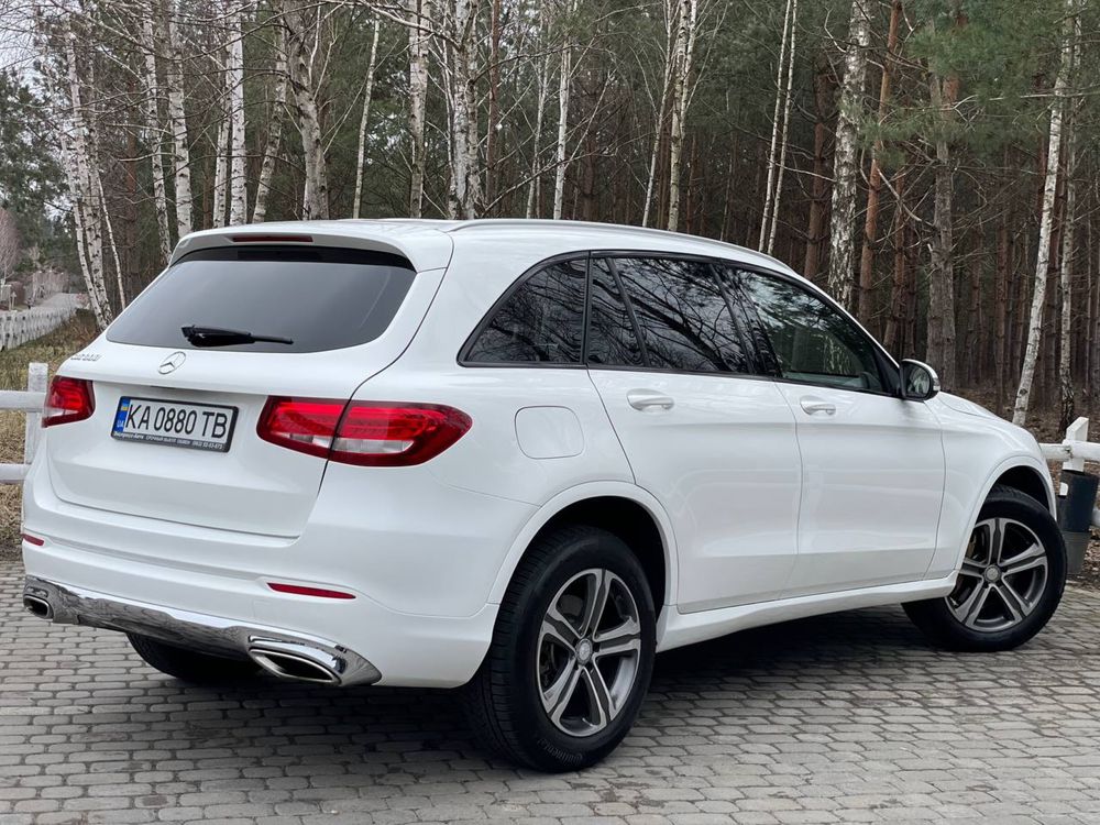 Mersedes GLC300 2016