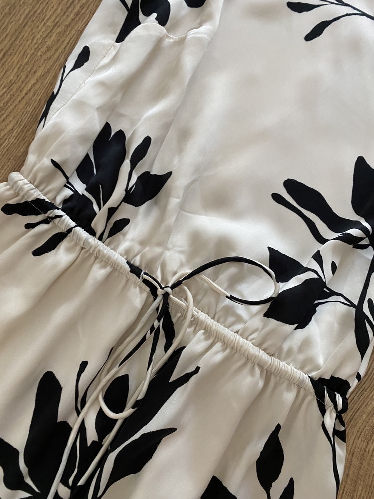 Suknia sukienka długa maxi kwiaty odkryte plecy zjawiskowa H&M xs