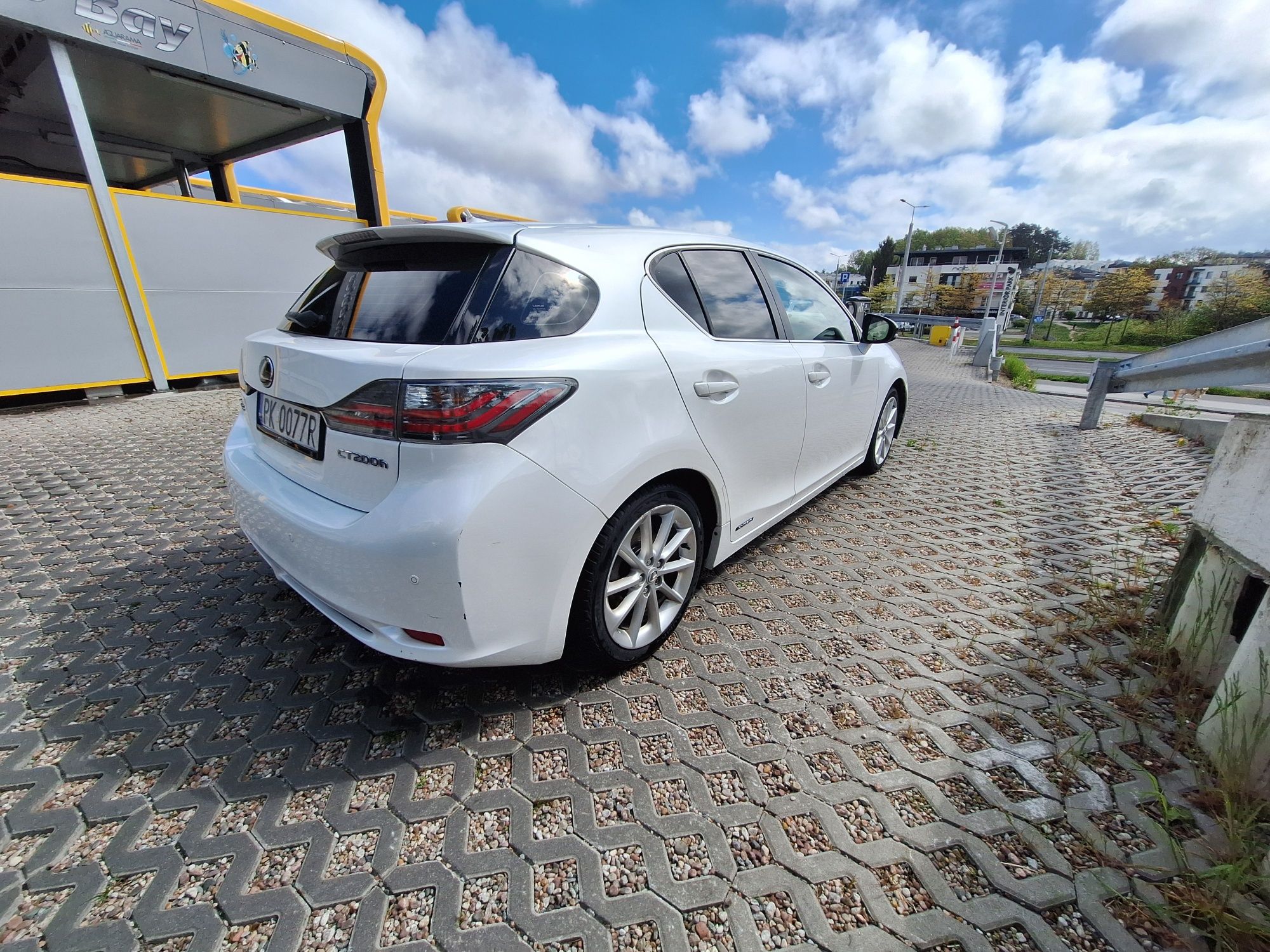 Lexus ZAMIANA  Na inne auto