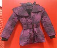 Piękna fioletowa kurtka zimowa z odpinanym kapturem