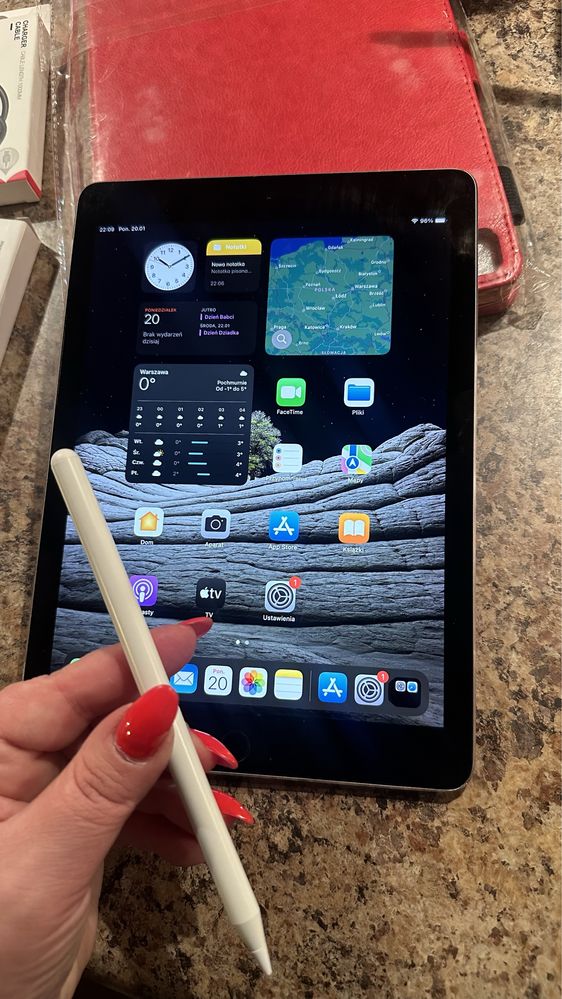 Tablet iPad Apple Retina 10” - TOUCH ID - PROCREATE