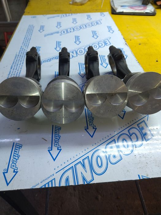 Поршня 79мм Кострома+шатуны ВАЗ