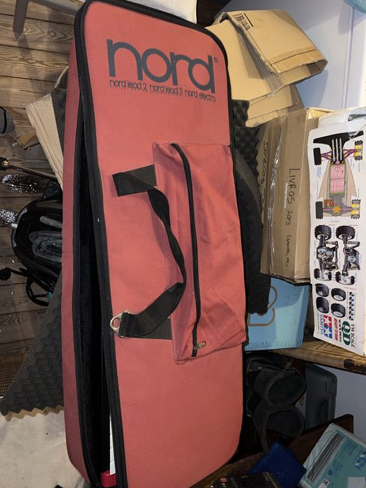 Nord Lead 2X + Mala Original – Excelente estado (€1100 negociável)