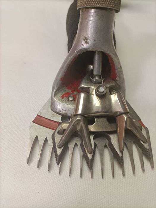 Maszynka ZSRR do strzyżenia owiec . Rączka