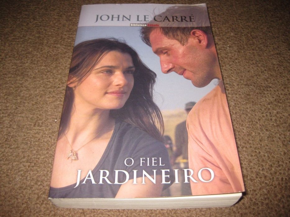 Livro "O Fiel Jardineiro" de John Le Carré