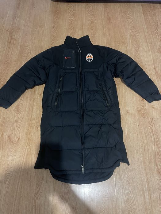 Пуховик фк  Шахтер