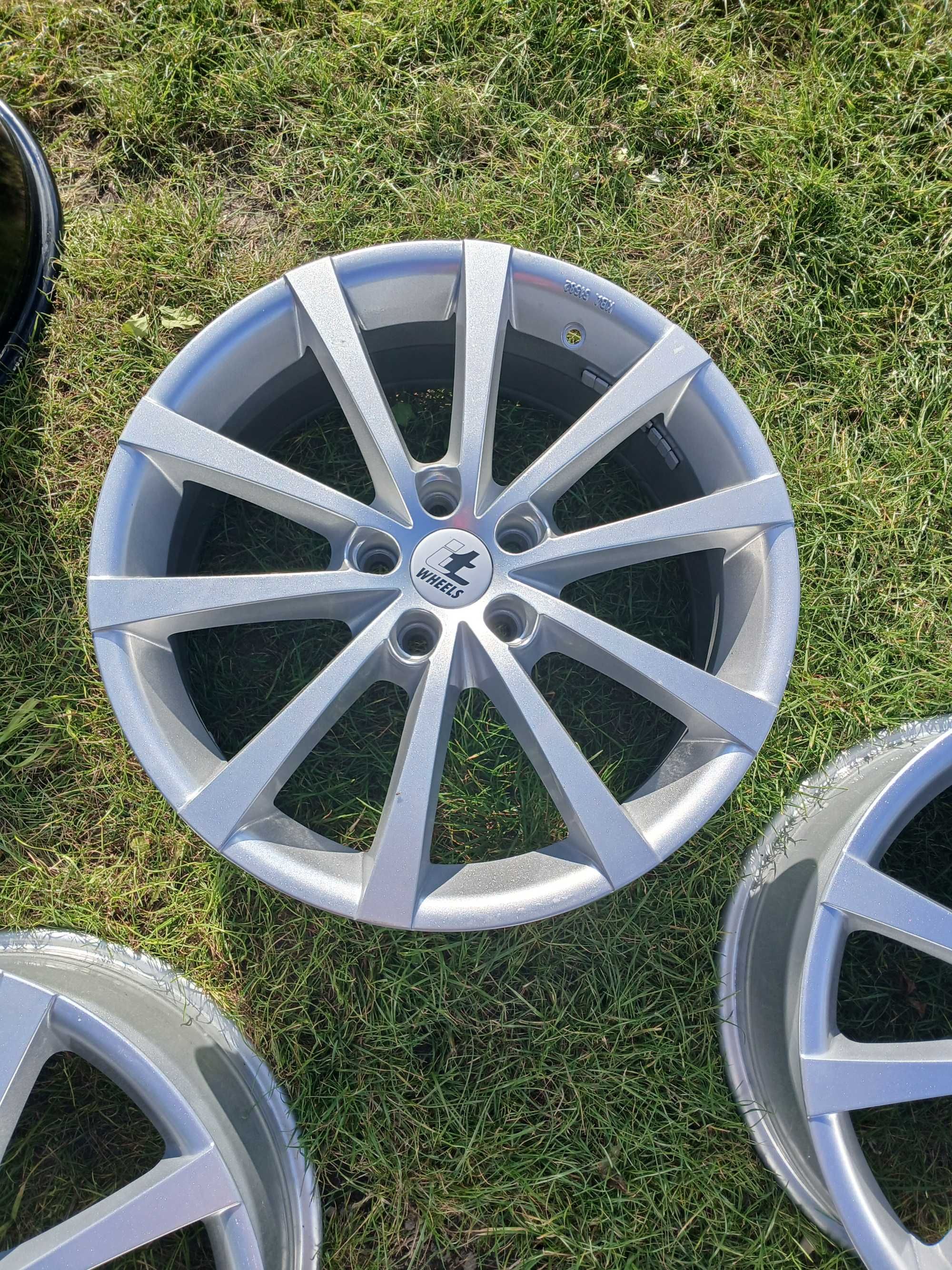 A1249. ITWHEELS 7,5 x 18 ET 45 rozstaw 5x108