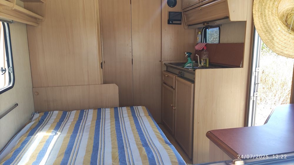 Caravana autónoma legalizada