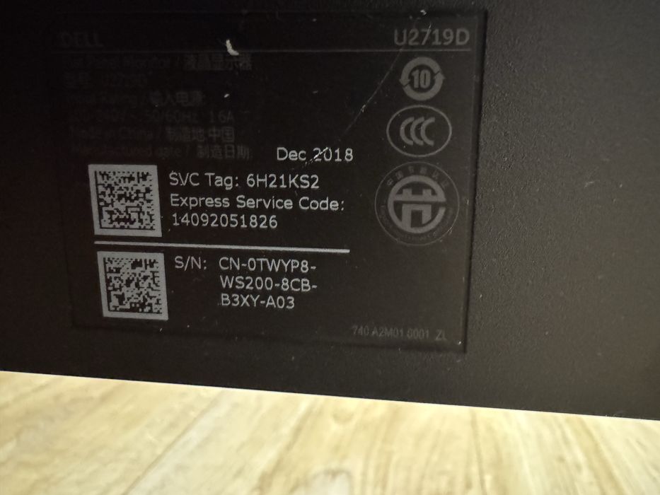 Monitor DELL U2719D 27” pivot stan idealny