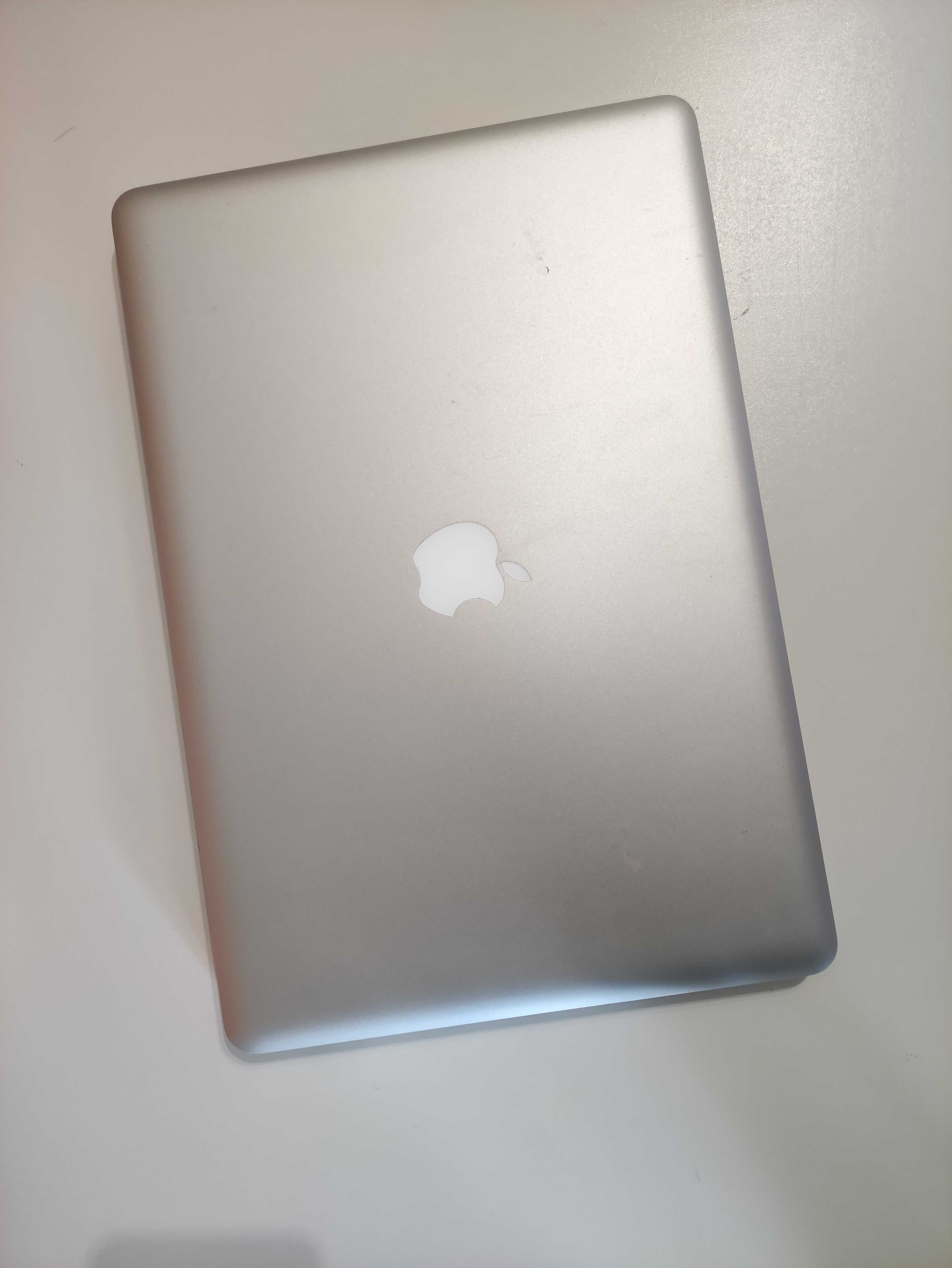 Macbook pro de 15 polgadas i7