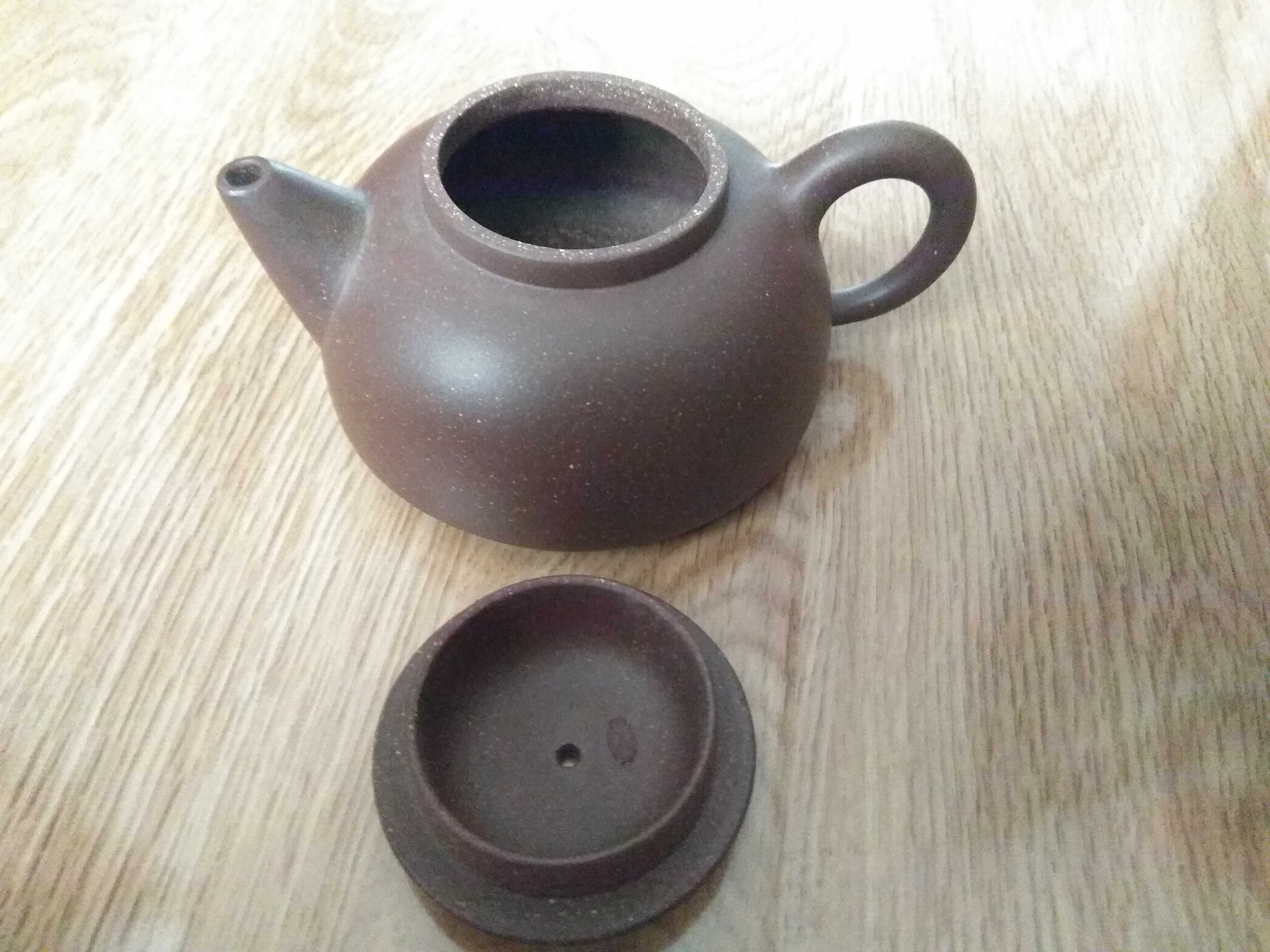 новый заварочный чайник из Исинской глины