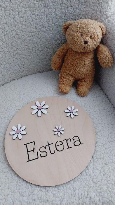 Drewniana tabliczka z imieniem dziecka dekoracja