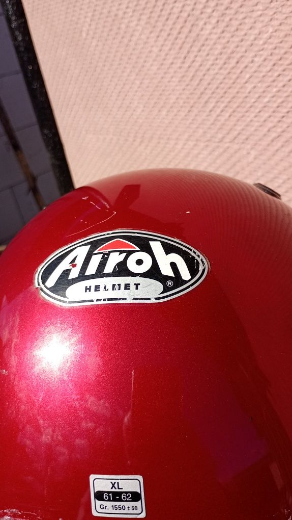 Продам шлем AIROH