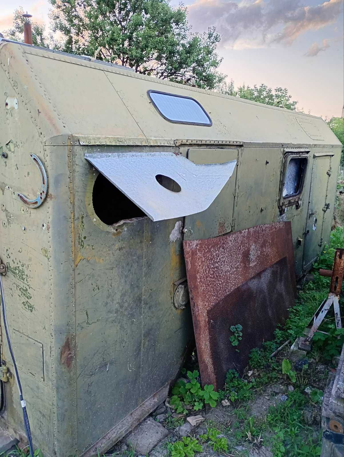 Кунг / вагончик / битовка з Уралу, 2 відділення, 4.5×2.4 м