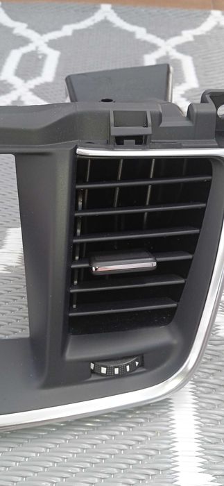 Kratka nawiewu wentylacja Peugeot 508