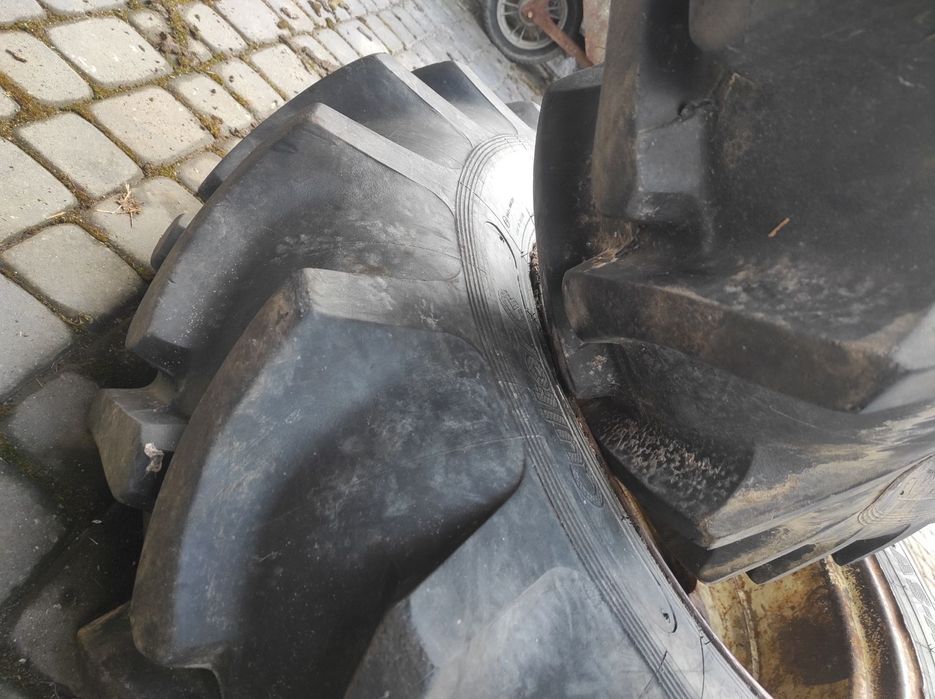 Sprzedam opony rolnicze  z felgami jak nowe 14.9/24 AS