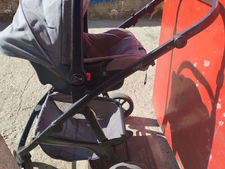 Carrinho de bebe a venda ,estou a vender porque o meu filho já não usa