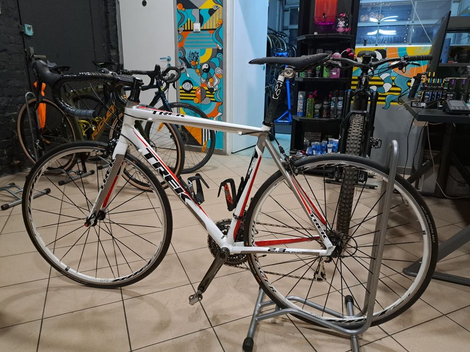 TREK Alpha 2.3 56 105