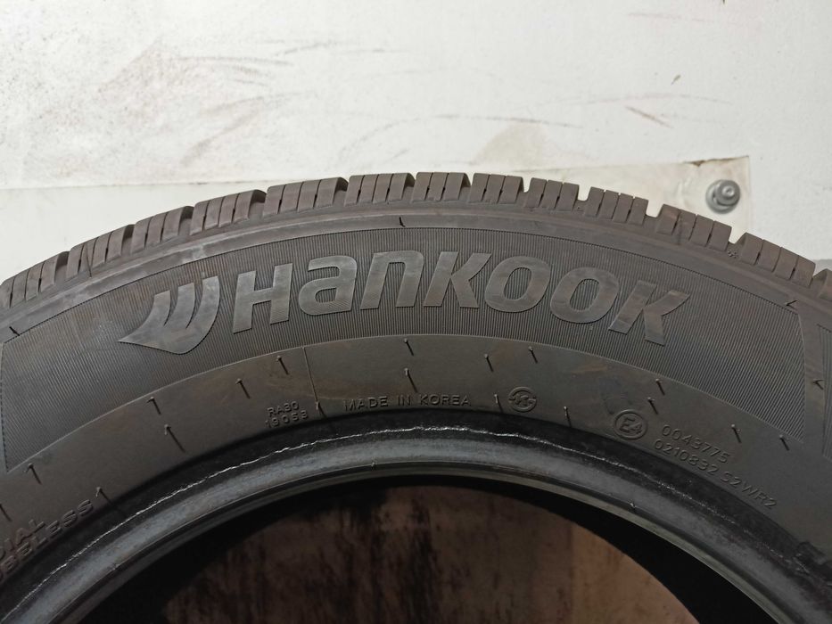 Hankook Vantra ST AS2 215/65/16C 2021r 8,9mm (1267)