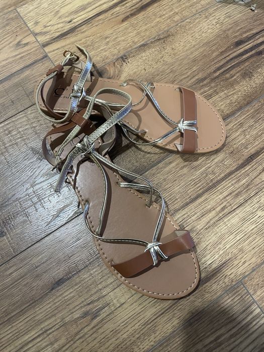 Босоніжки, сандалі на літо з мʼякою підошвою