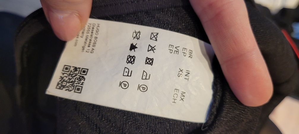 Sukienka Hugo Boss czarna XS