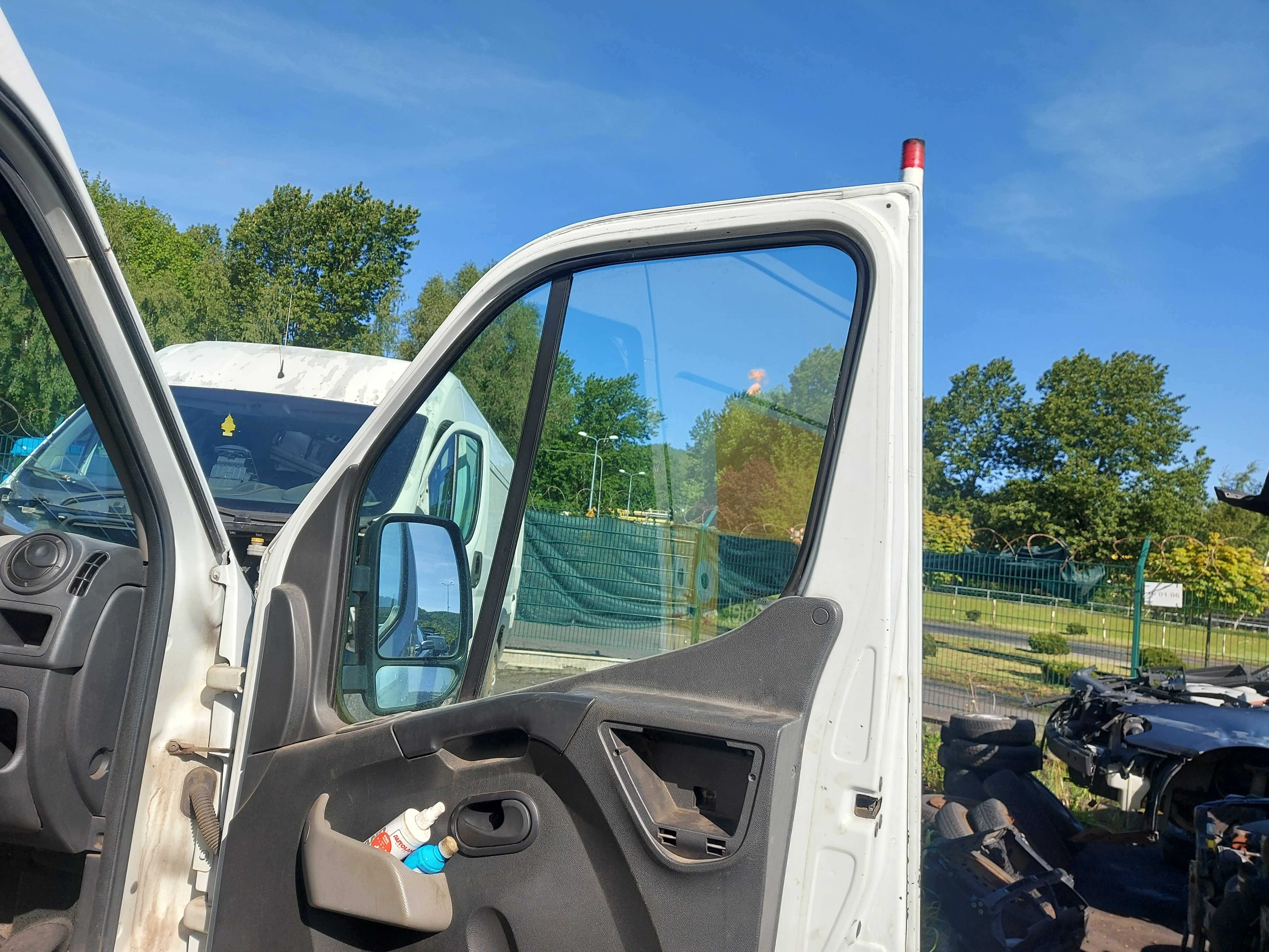 Renault Master III 3 drzwi przednie FV transport/dostawa