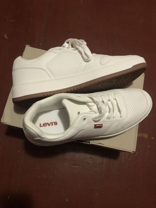 Кросівки levis (45р.) шкіра. Оригінал