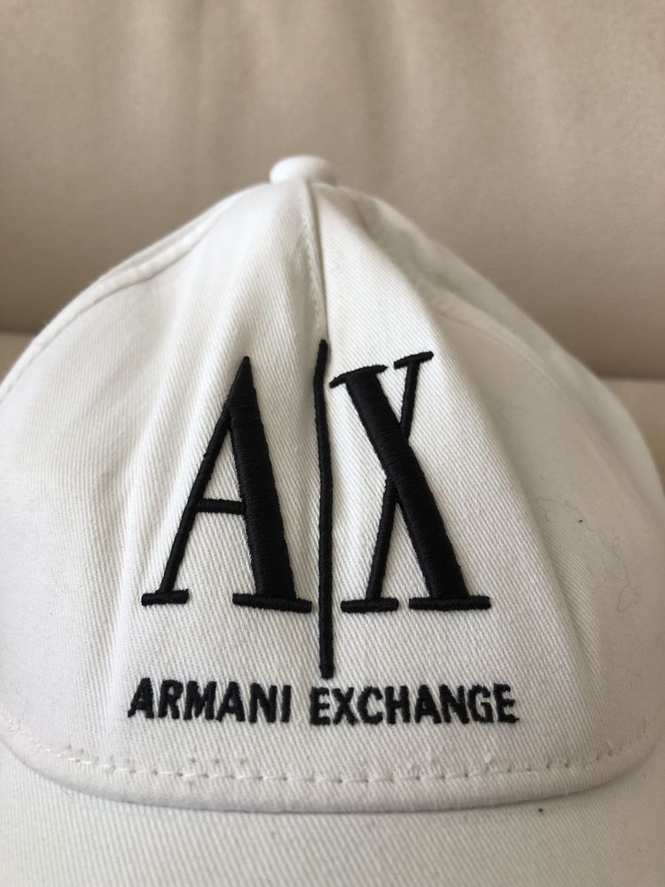 Кепки от Armani Exchange,унисекс