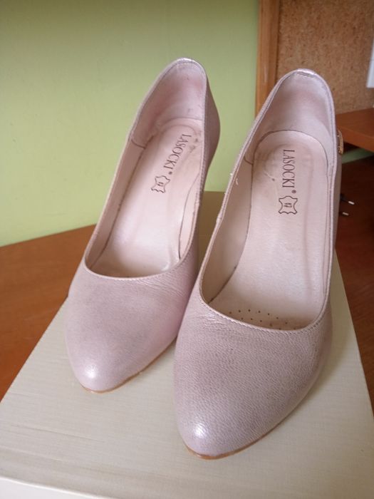 Czółenka, półbuty, 37