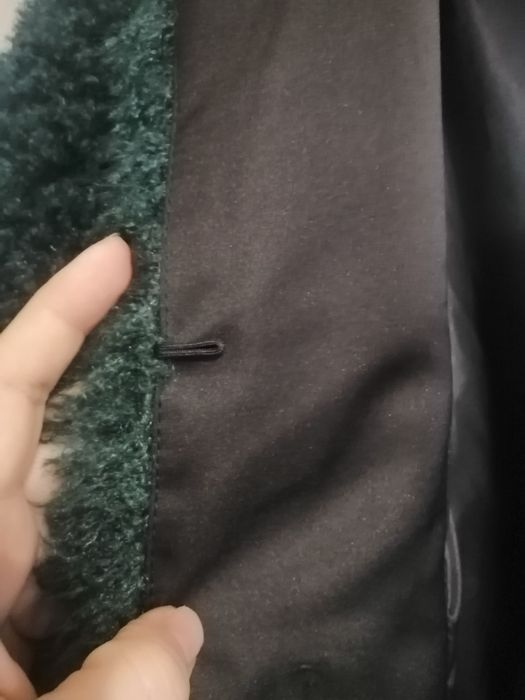 Штучна шубка Mango cмарагдового кольору