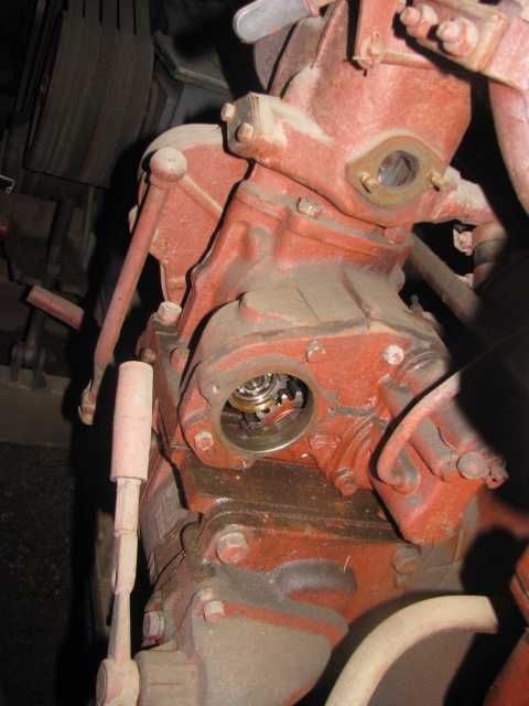 Дизельний двигун А-01М.