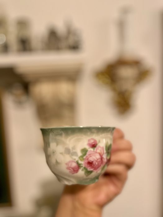 Porcelanowa filiżanka ze spodkiem