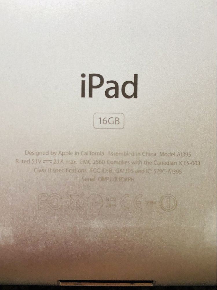 iPad 2 (A1395) 16GB Wi-Fi em bom estado