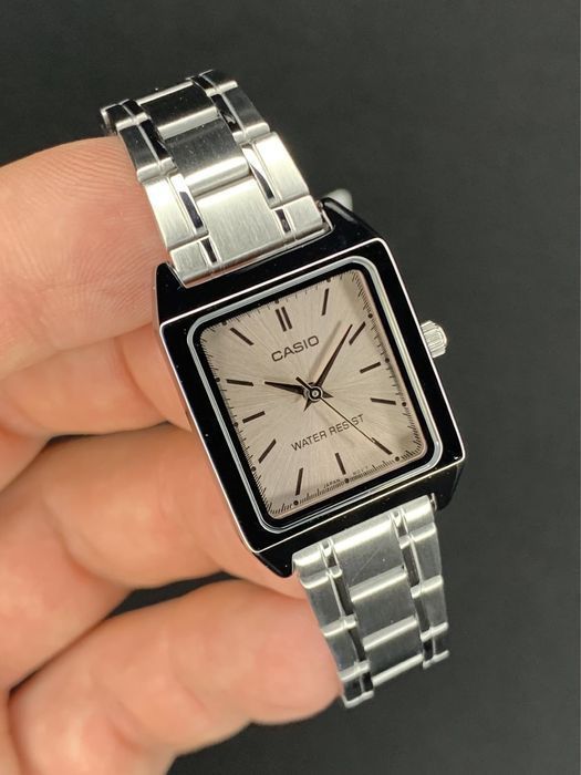 Годинник жіночий Casio LTP-V007D-4E Два кольори Оригінал Гарантія Часы