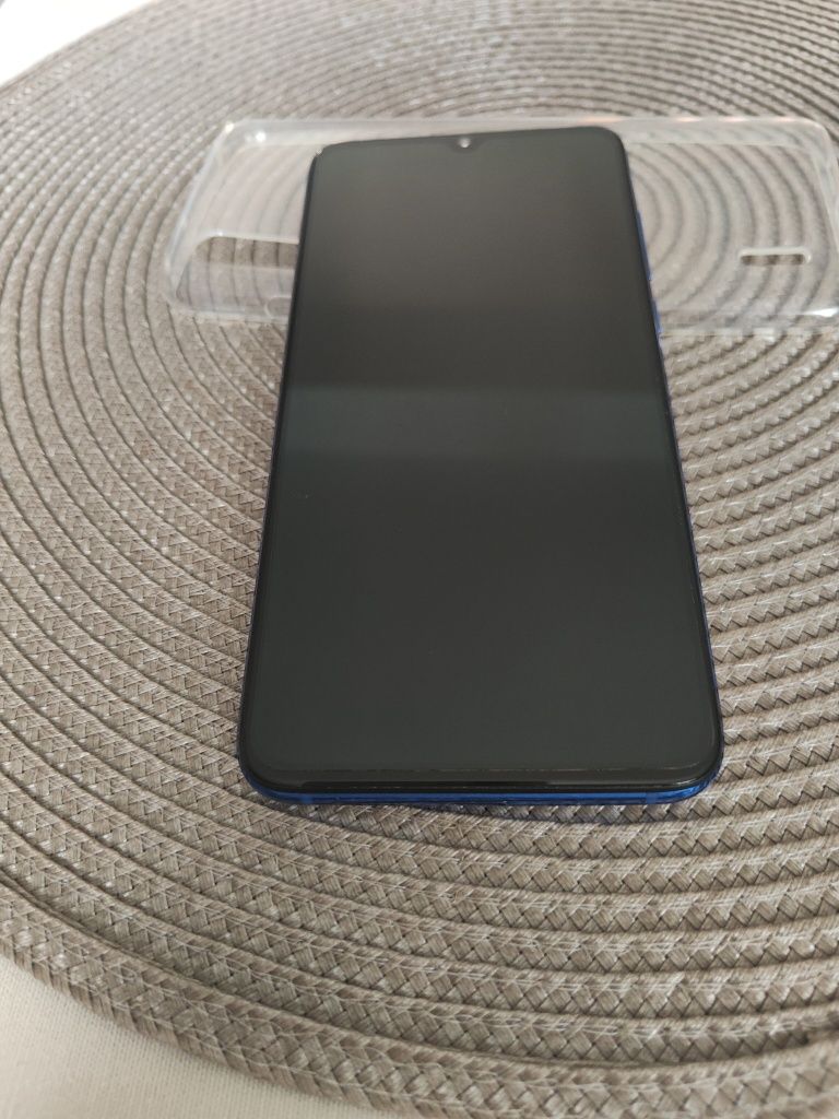 Smartfon Xiaomi Mi 9 Lite, stan idealny