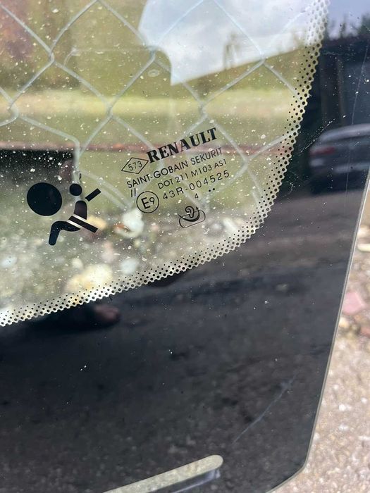 Скло Лобове Рено Меган 3 купе