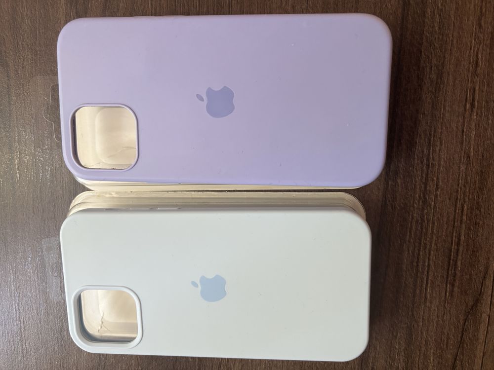 Продам чехлы на Apple