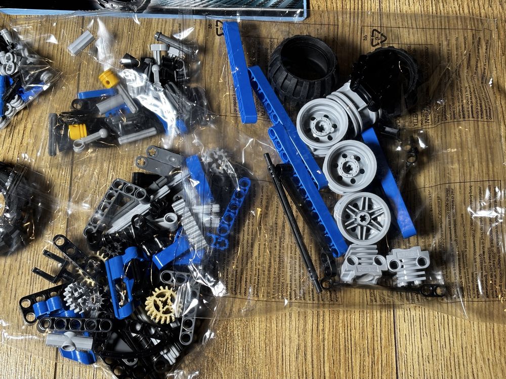 Lego Technic 8296-1 - Dune Buggy
